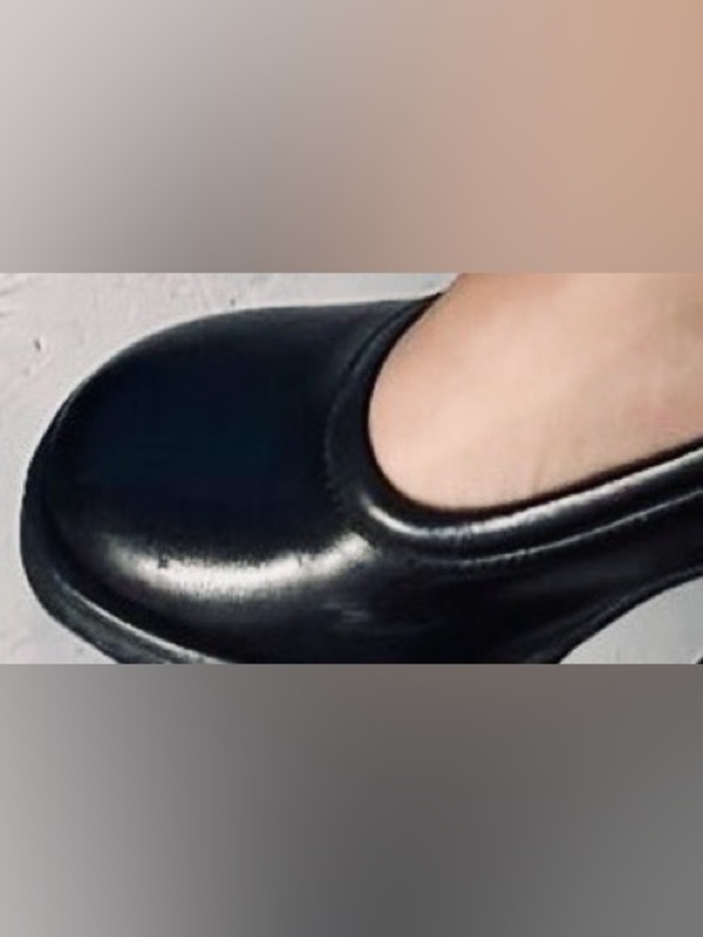 Make Me An OfferJohn ! Black Leather -Rounded Sculpted Heel Pumps.-7.5 - Picture 9 of 11